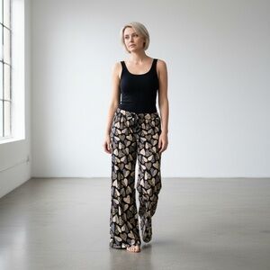 Women's Black and Tan Heart Print Pajama Pants